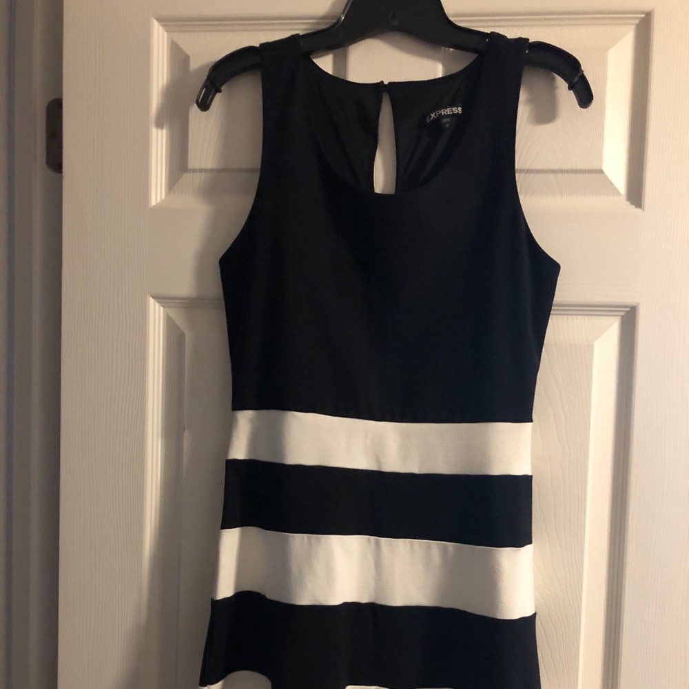 Express black and white dress - Picture 1 of 3